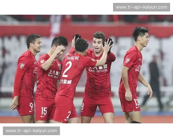 红蓝之巅的往事硝烟：上港与苏宁的火星撞地球，那场从未落幕的长三角德比